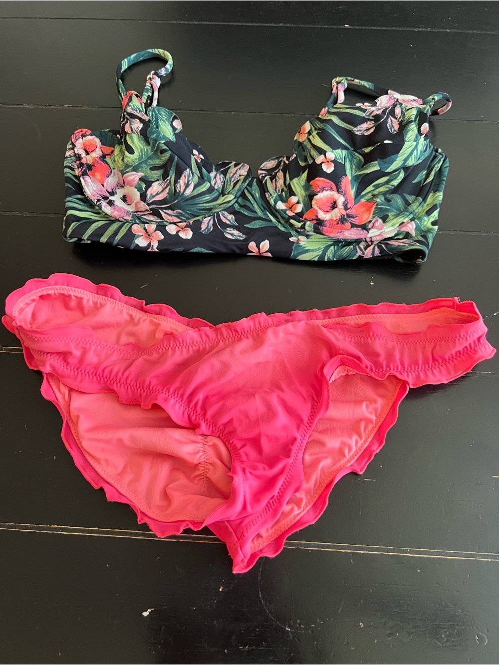 Vanilla/Beach Black Floral Underwire Top with Hot Pink Bottoms